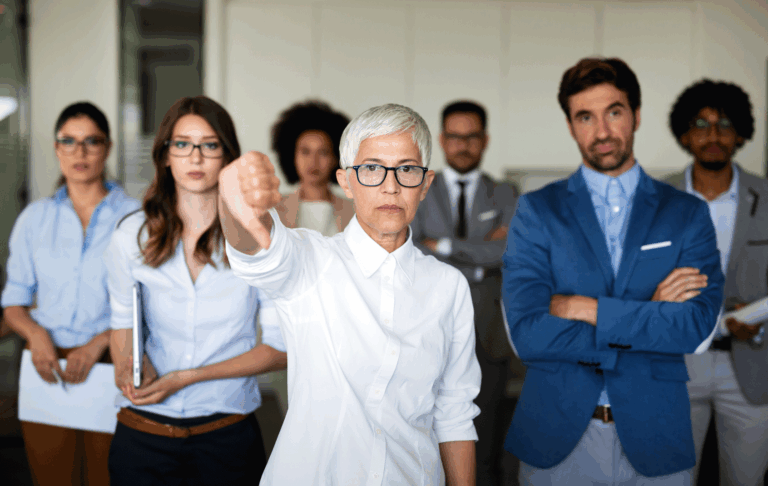 Lire la suite à propos de l’article « Trop jeunes », « trop âgés » : ce que la science dit des discriminations liées à l’âge